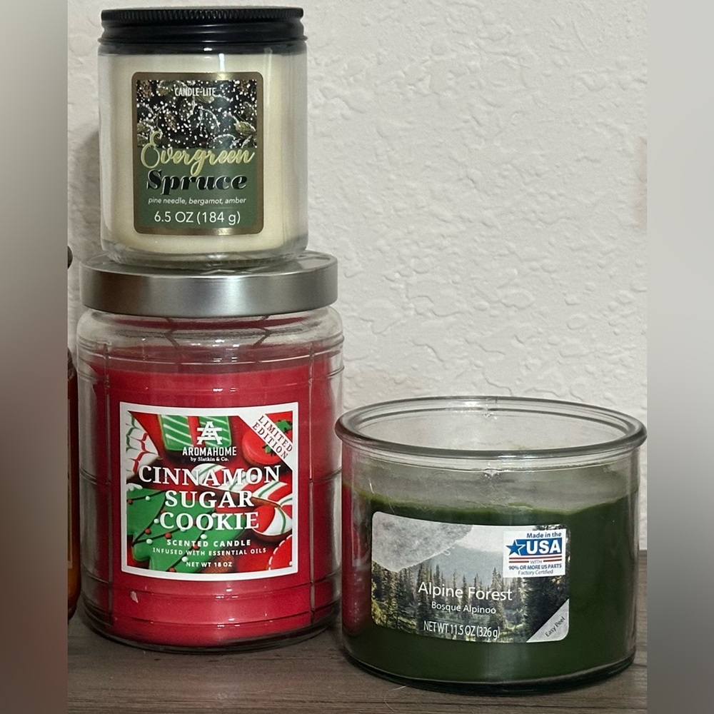 LOT of 3 NEW Christmas Candles Cinnamon Sugar Cookie and Christmas Tree Scents